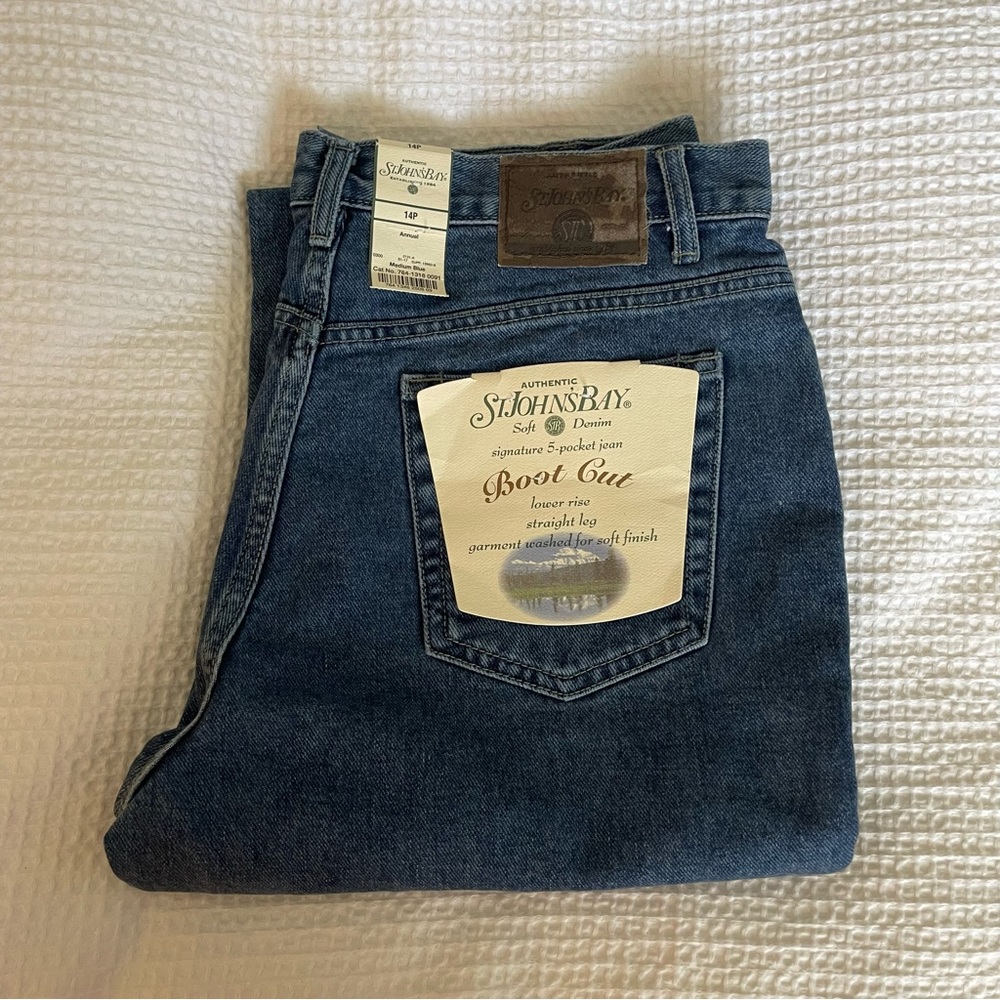NWT St. John’s Bay bootcut jeans
